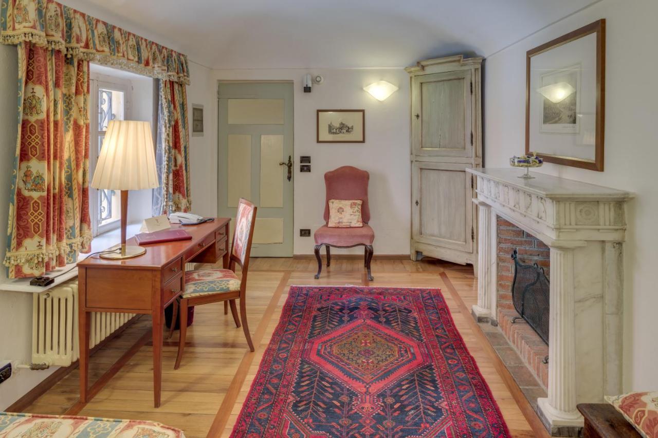 Castello Rosso Ξενοδοχείο Costigliole Saluzzo Εξωτερικό φωτογραφία