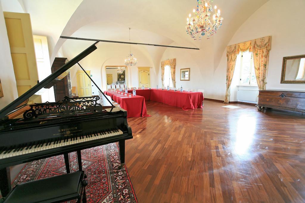Castello Rosso Ξενοδοχείο Costigliole Saluzzo Εξωτερικό φωτογραφία