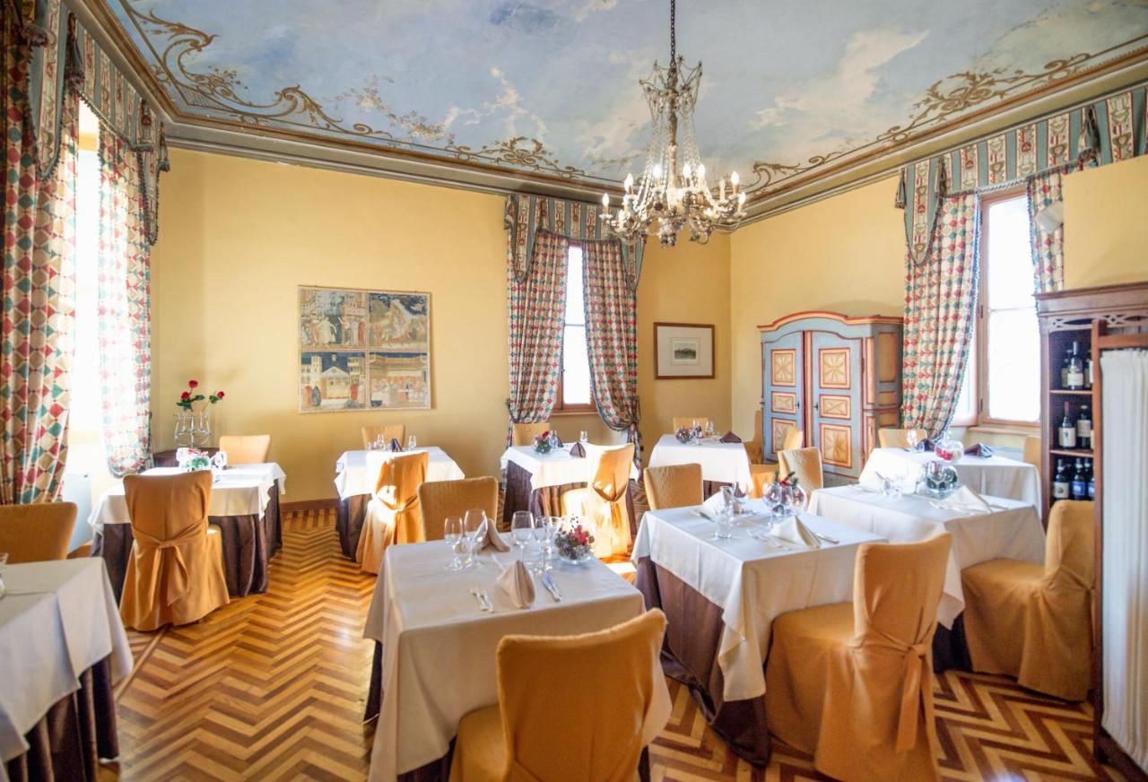Castello Rosso Ξενοδοχείο Costigliole Saluzzo Εξωτερικό φωτογραφία