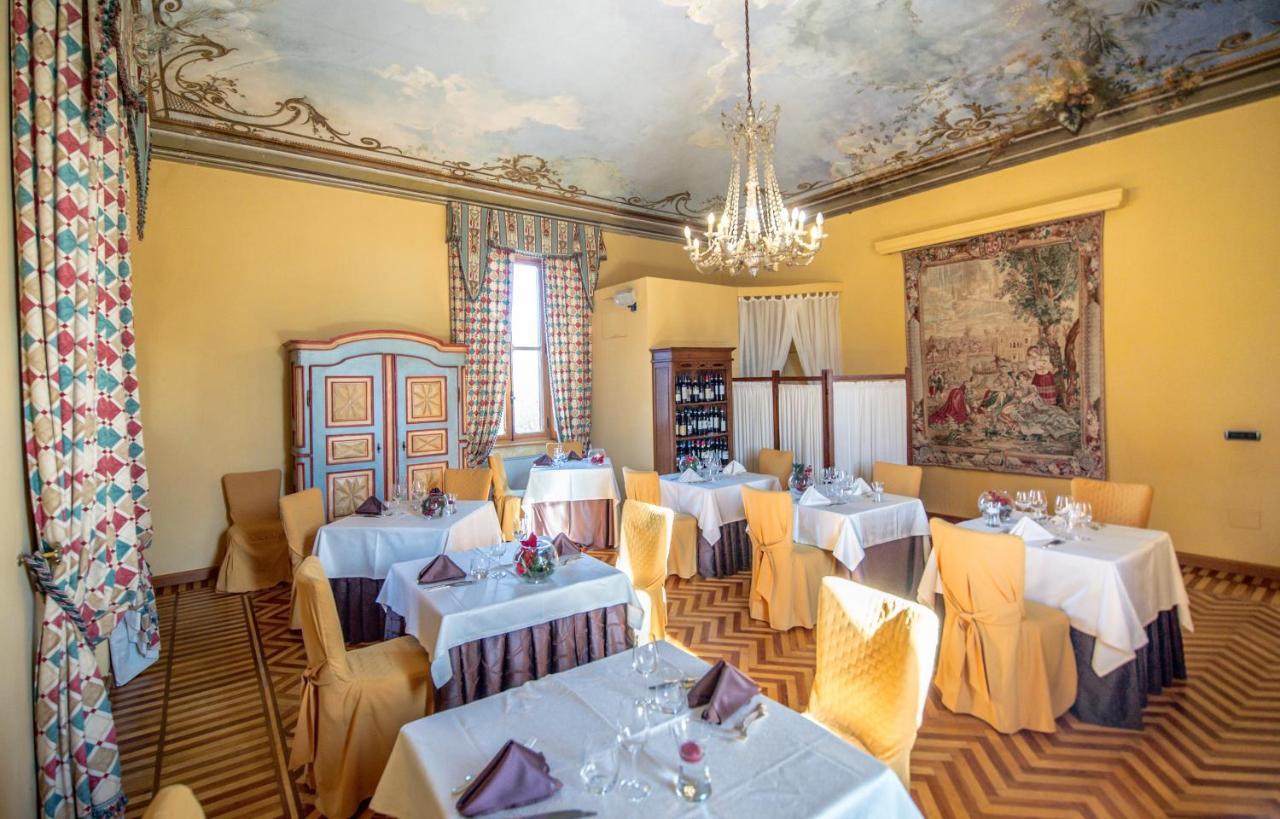 Castello Rosso Ξενοδοχείο Costigliole Saluzzo Εξωτερικό φωτογραφία